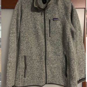 Authentic Patagonia FleeceGreat condition, gently worn.Non smoking home.